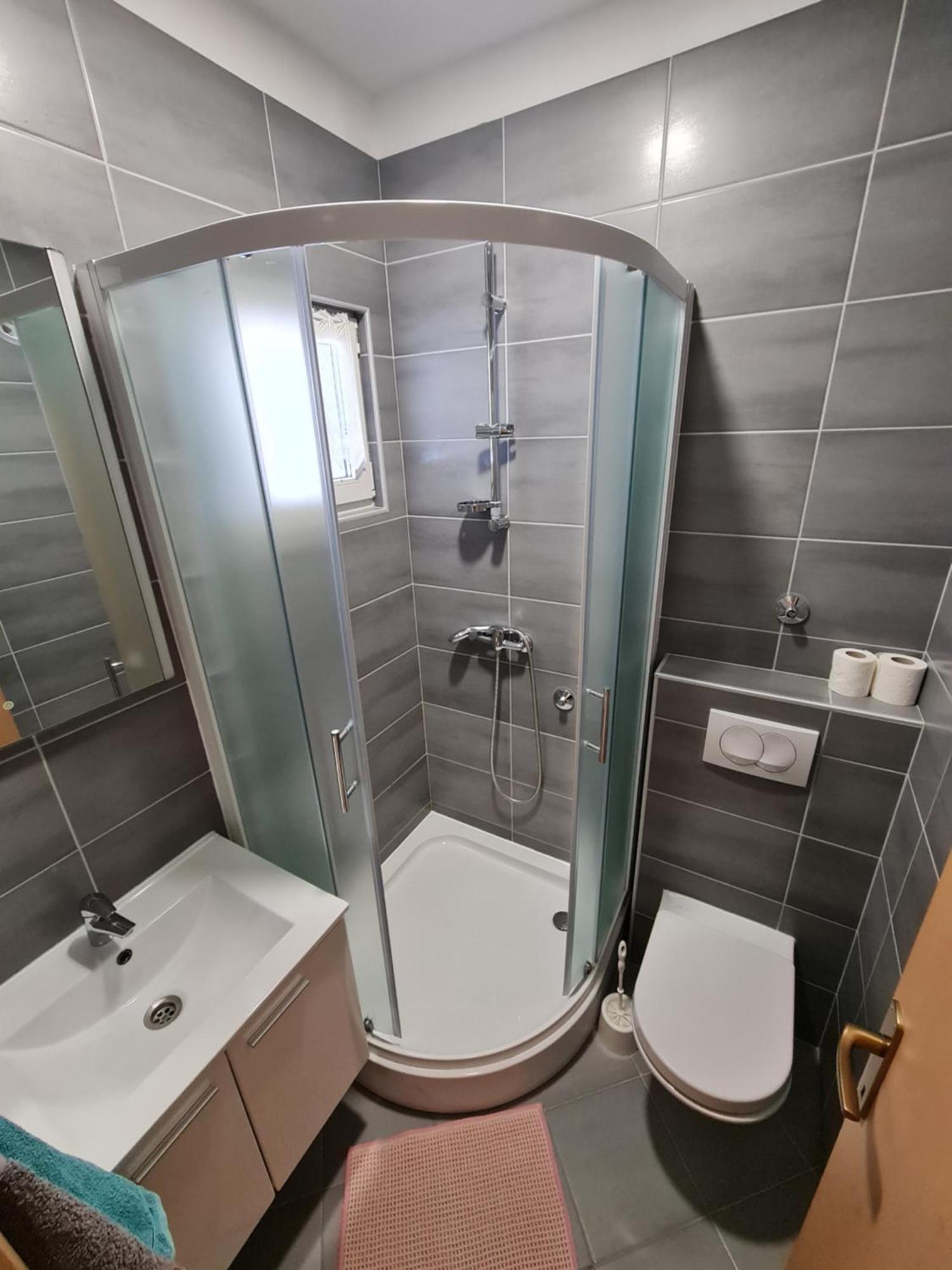Apartmani Smiljanic Starigrad Paklenica Ruang foto